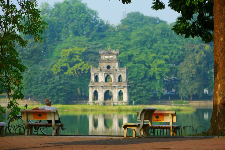 hoan kiem lake